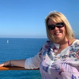 Meet your Posher, Cathy